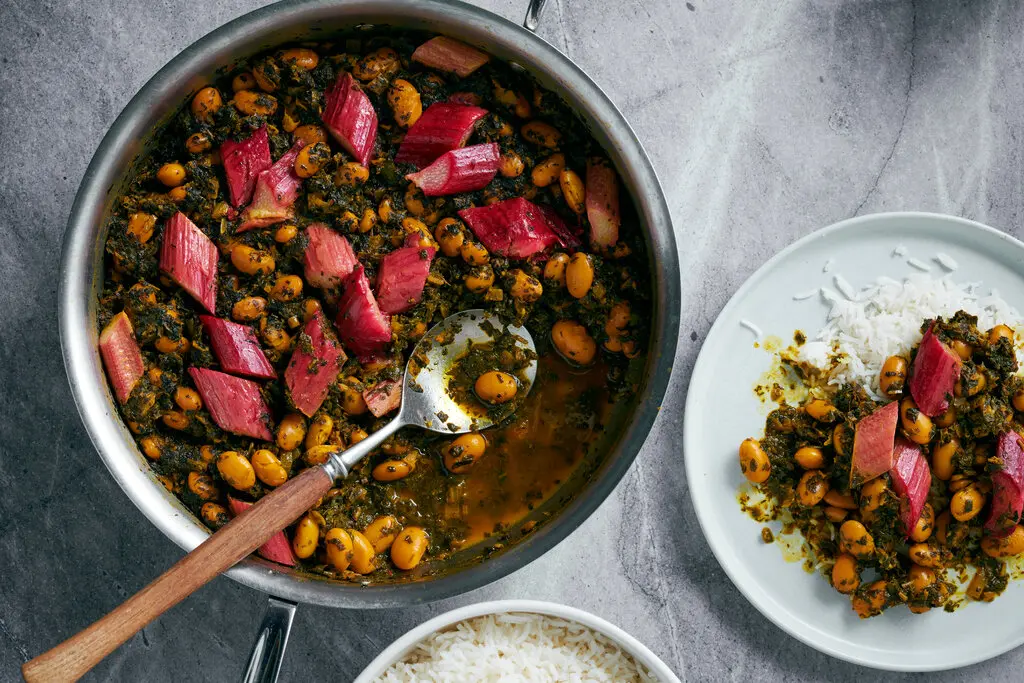 سرو خورشت ریواس مجلسی